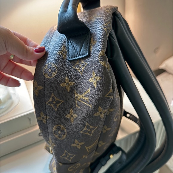 Louis Vuitton Monogram Palm Springs Backpack - Picture 6 of 10